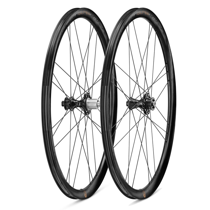 Campagnolo Bora Ultra WTO 33 Carbon Clincher Disc Road Wheelset