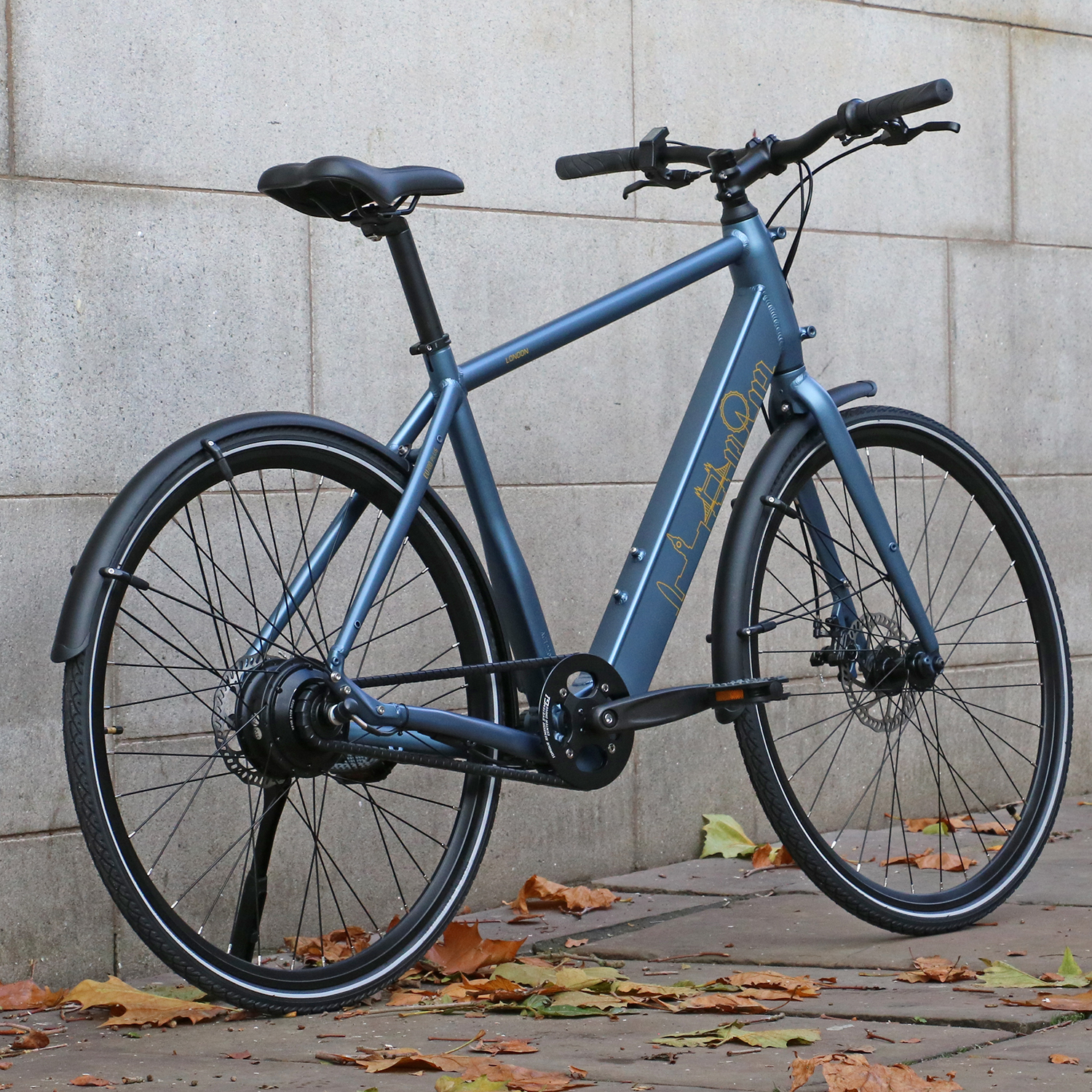 Metroneer London EU700 Plus Hybrid EBike Merlin Cycles