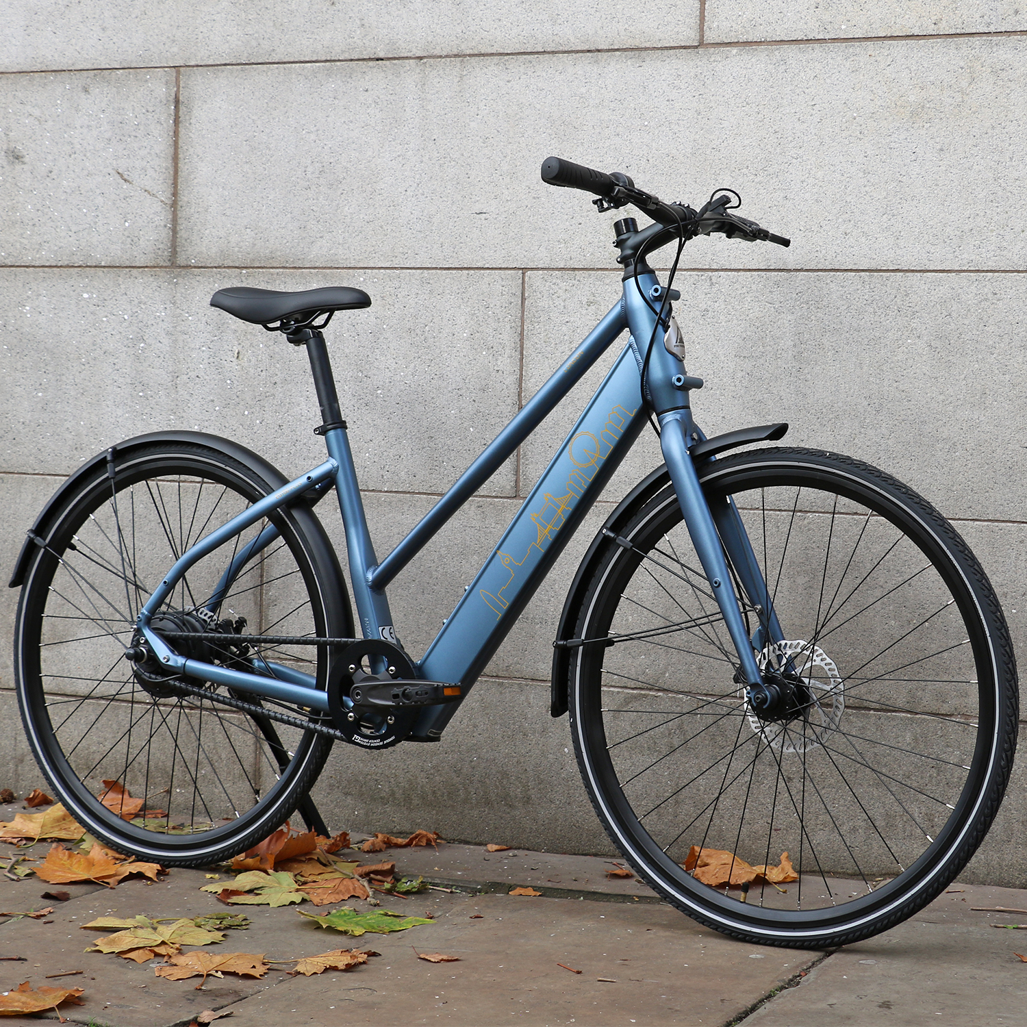 Metroneer London EU700 Plus StepThru Hybrid EBike Merlin Cycles