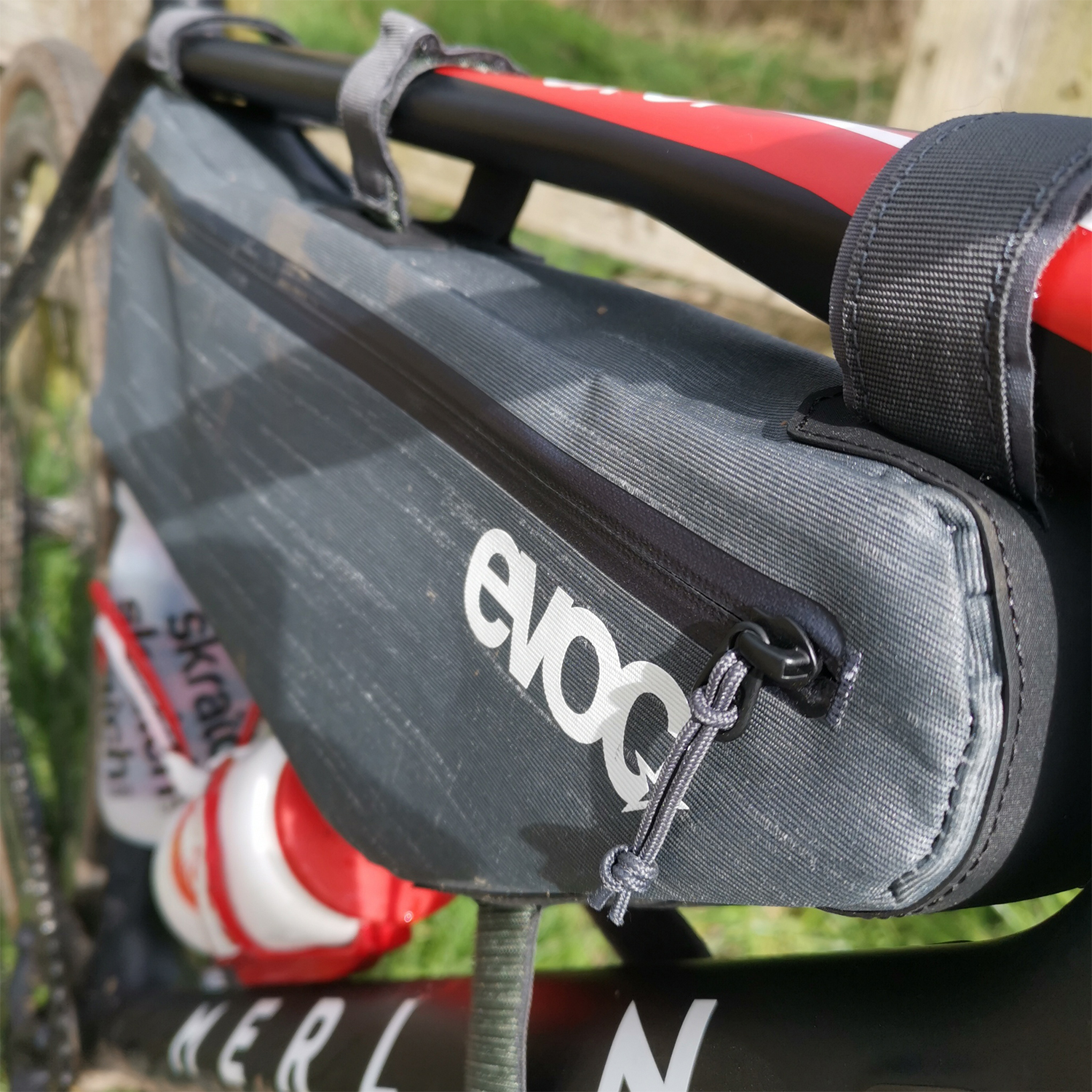 evoc bike frame bag