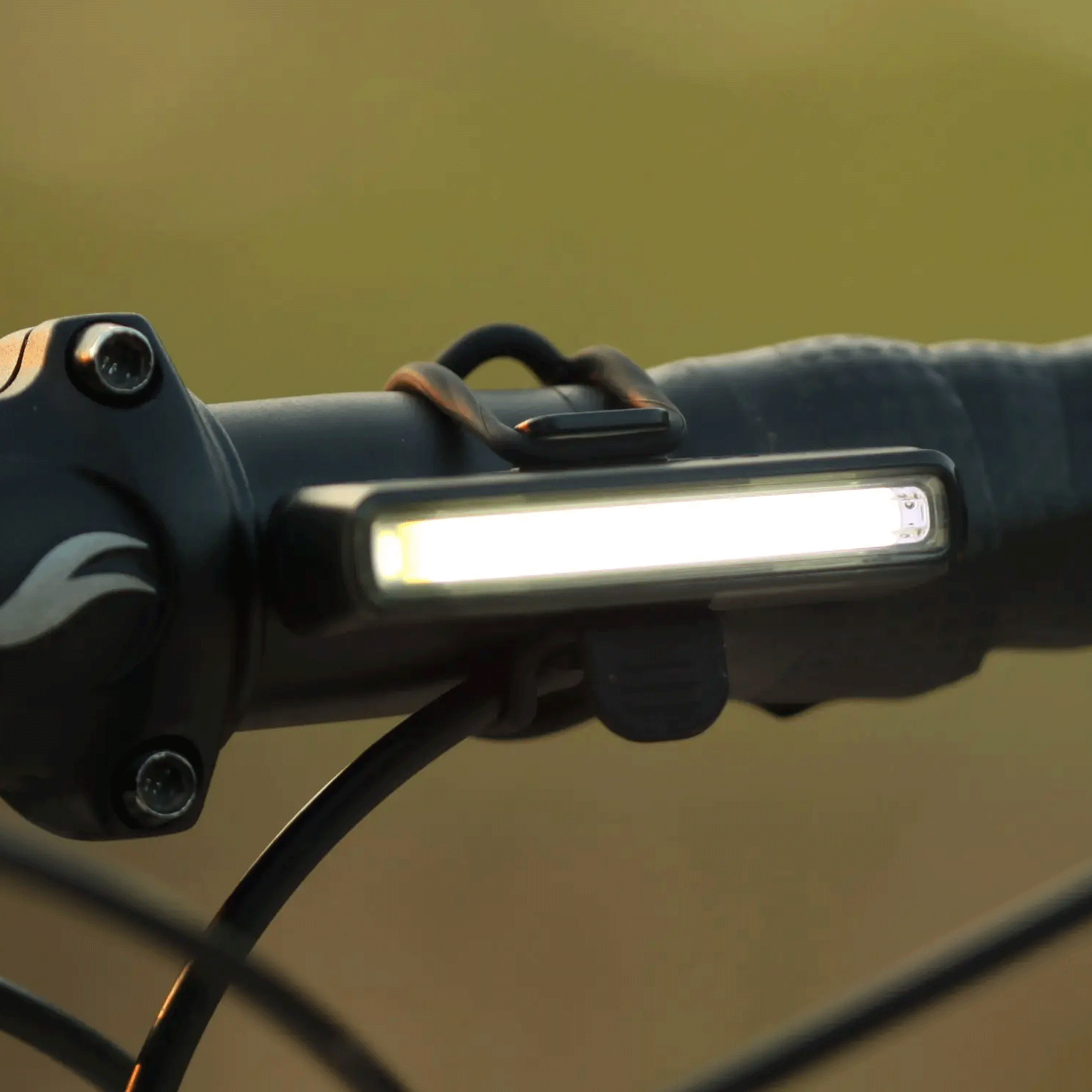 Magicshine Seemee 30 Bike Light Set Merlin Cycles