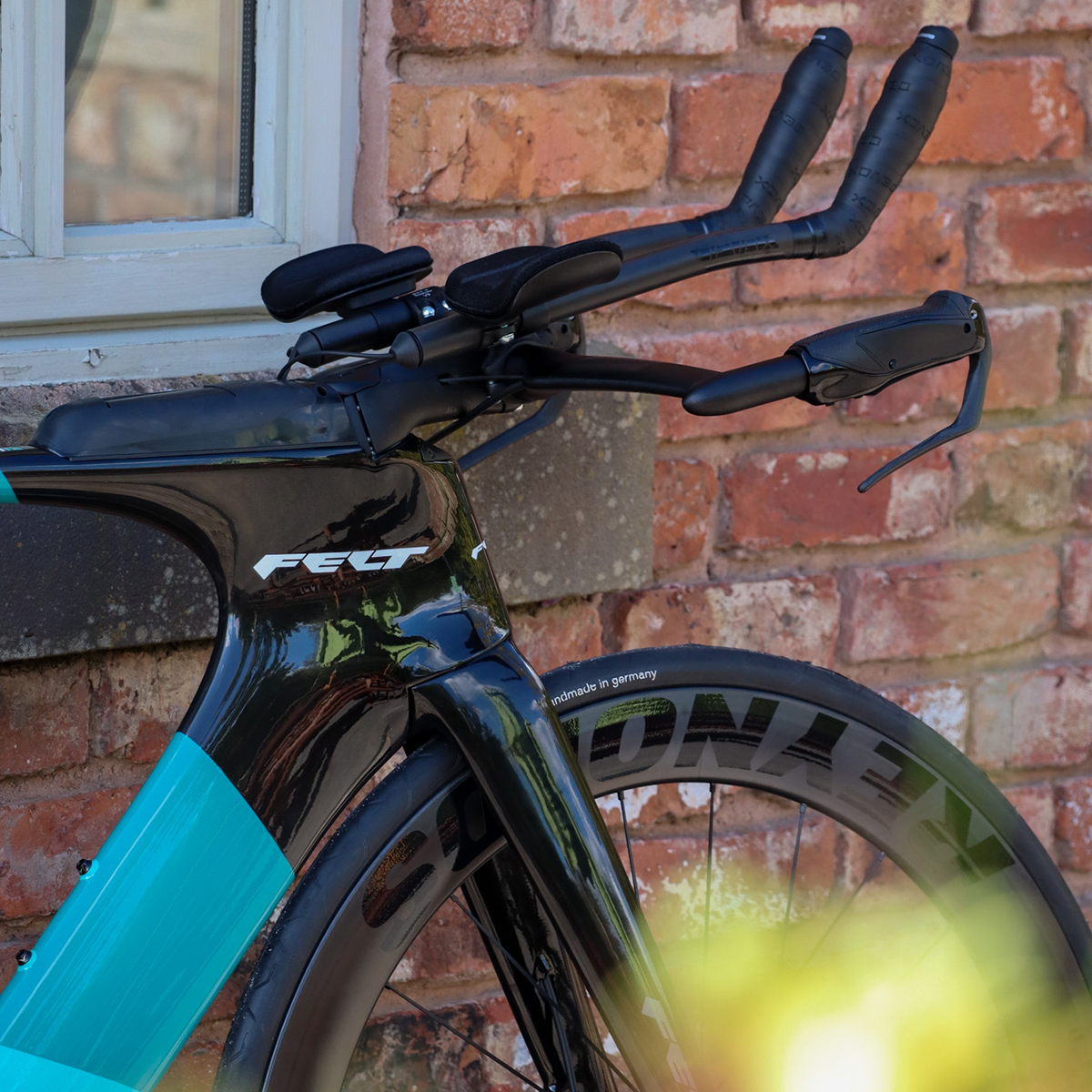 Felt Code Felt IAx Advanced Ultegra Di2 TT Bike | Merlin Cycles