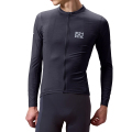 Merlin Cycles Endura Alltrack Ride Long Sleeve Gravel Jersey - Carbon Grey / Small | FREE delivery over £60 & Easy Returns