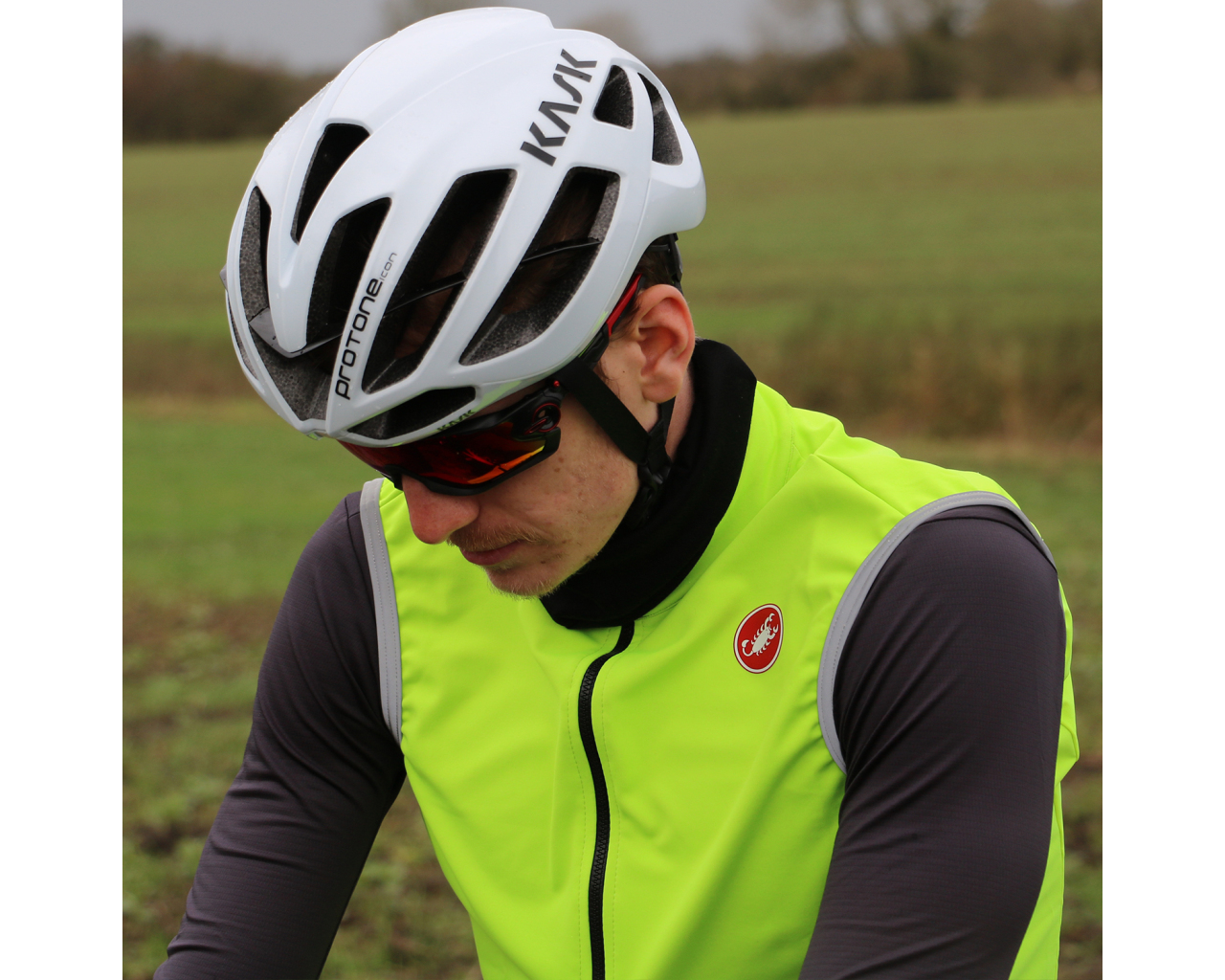 Castelli Perfetto RoS 2 Cycling Vest AW22 Merlin Cycles