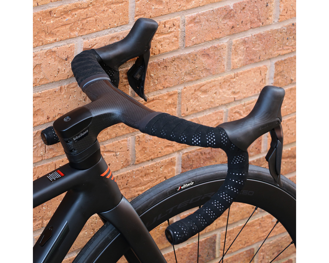 Felt Code Felt FR Advanced+ Ultegra Di2 Carbon Road Bike - 2025 | Merlin Cycles