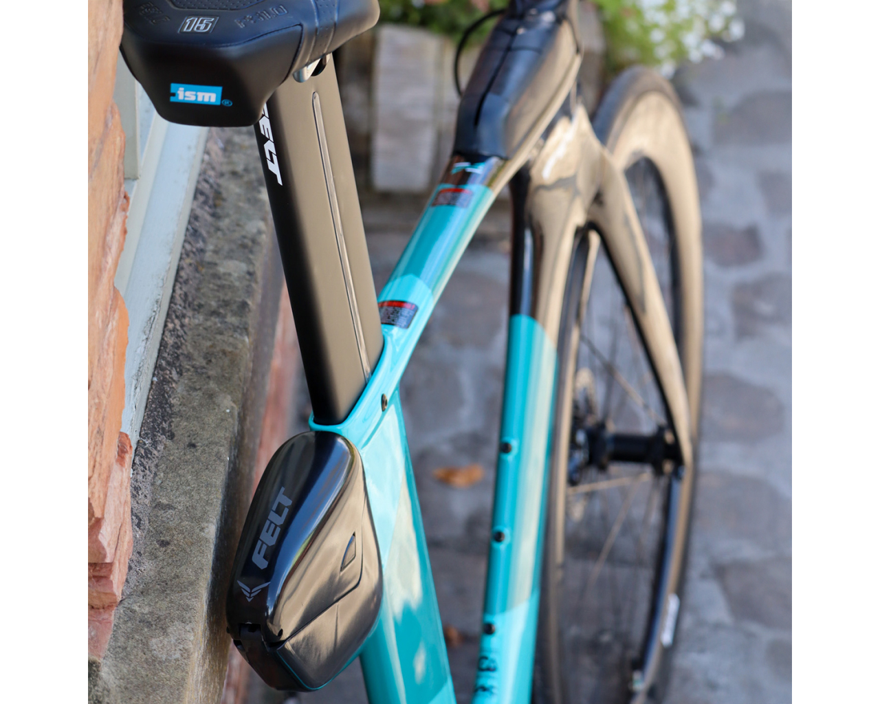 Felt Code Felt IAx Advanced Ultegra Di2 TT Bike | Merlin Cycles