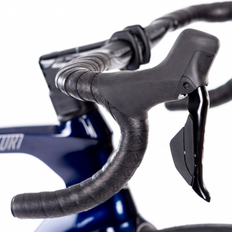 Orro Venturi STC 105 Di2 R800 Carbon Road Bike - 2023 | Merlin Cycles