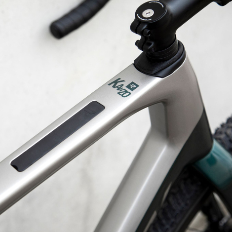 Merlin Cycles Ridley Bikes Ridley Kanzo Adventure GRX 800 Carbon Gravel Bike  - Autumn Grey / Racing Green Metallic / Large | FREE delivery over £60 & Easy Returns