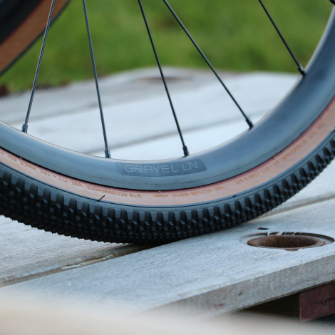 DT SWISS GRAVEL LN ホイールセット DT Swiss Gravel LN Disc Wheelset With Tyres And Rotors - 700c