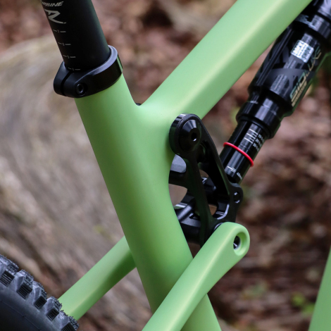 Test et avis du VTT Santa Cruz BLUR X01 / TR / Carbon CC / 29