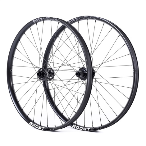 Kinesis Maxlight Boost 27.5" Wheels - 15x110 Front - 148x12 Rear / Black / Pair / 27.5" / Boost