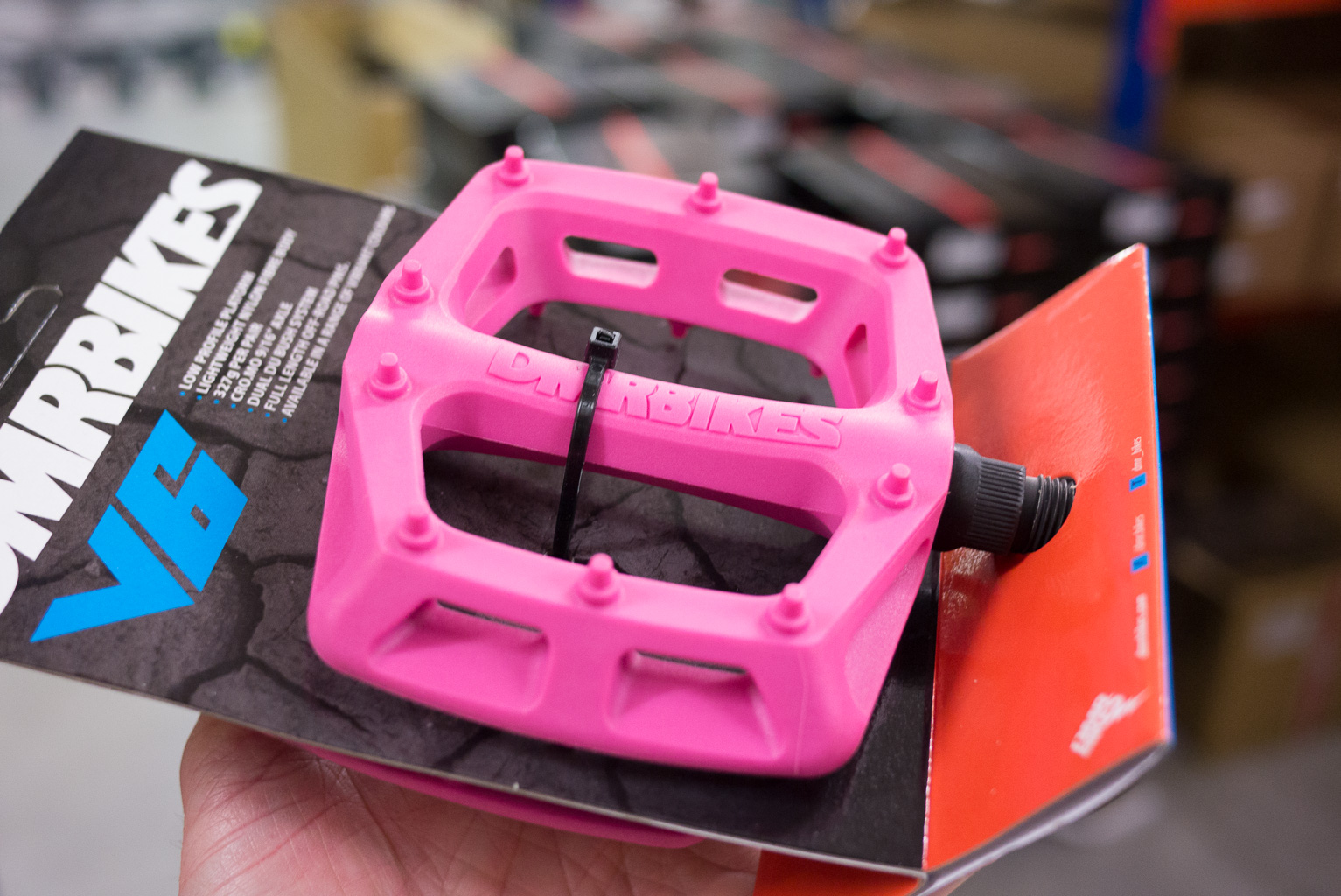 Buyers guide to MTB flat pedals Merlin Cycles Blog