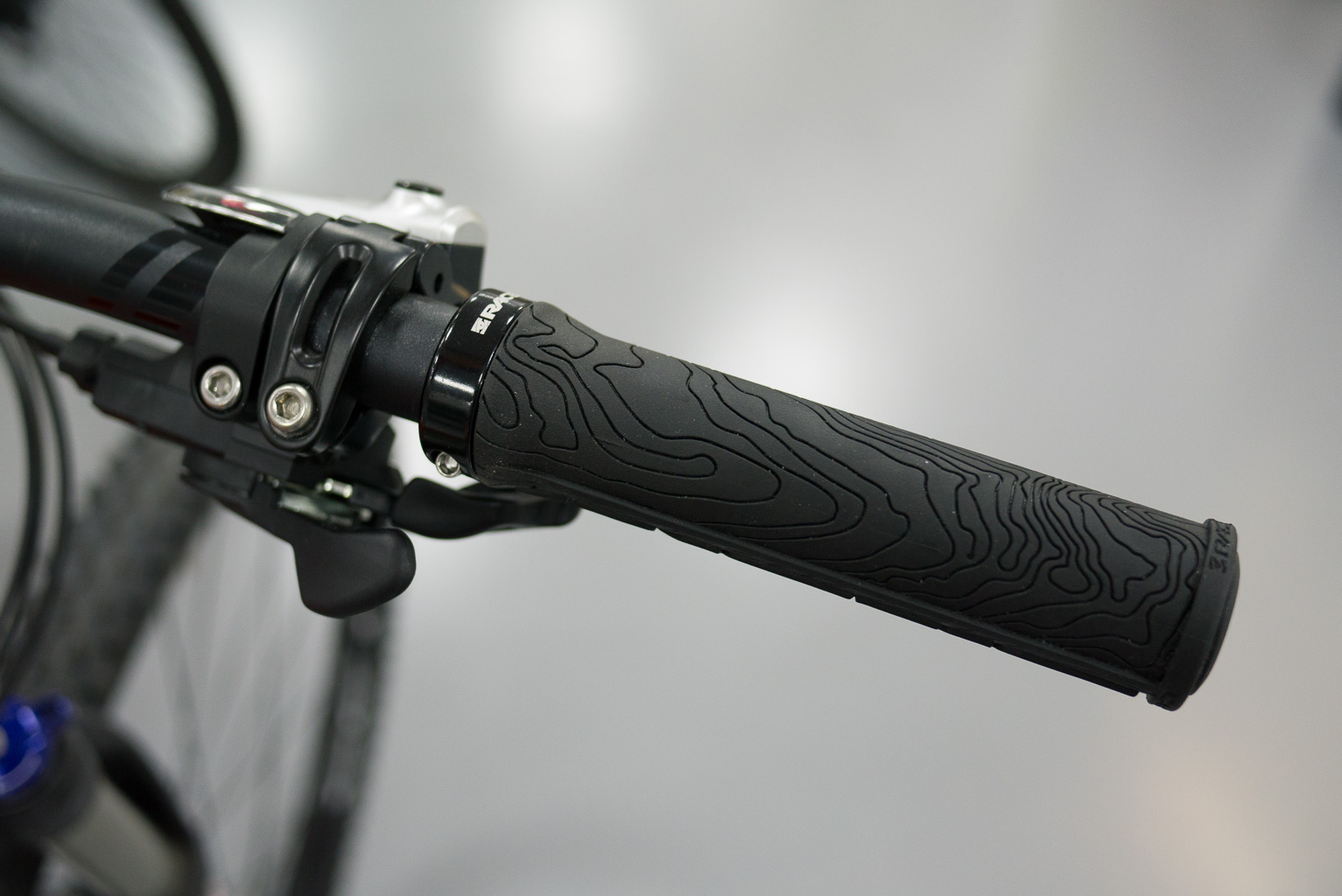 Mountain Bike Grips Thick Vs Thin and Lock On Grips? Merlin Cycles Blog