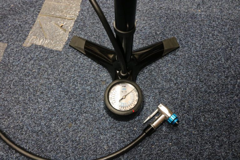 force workshop floor pump