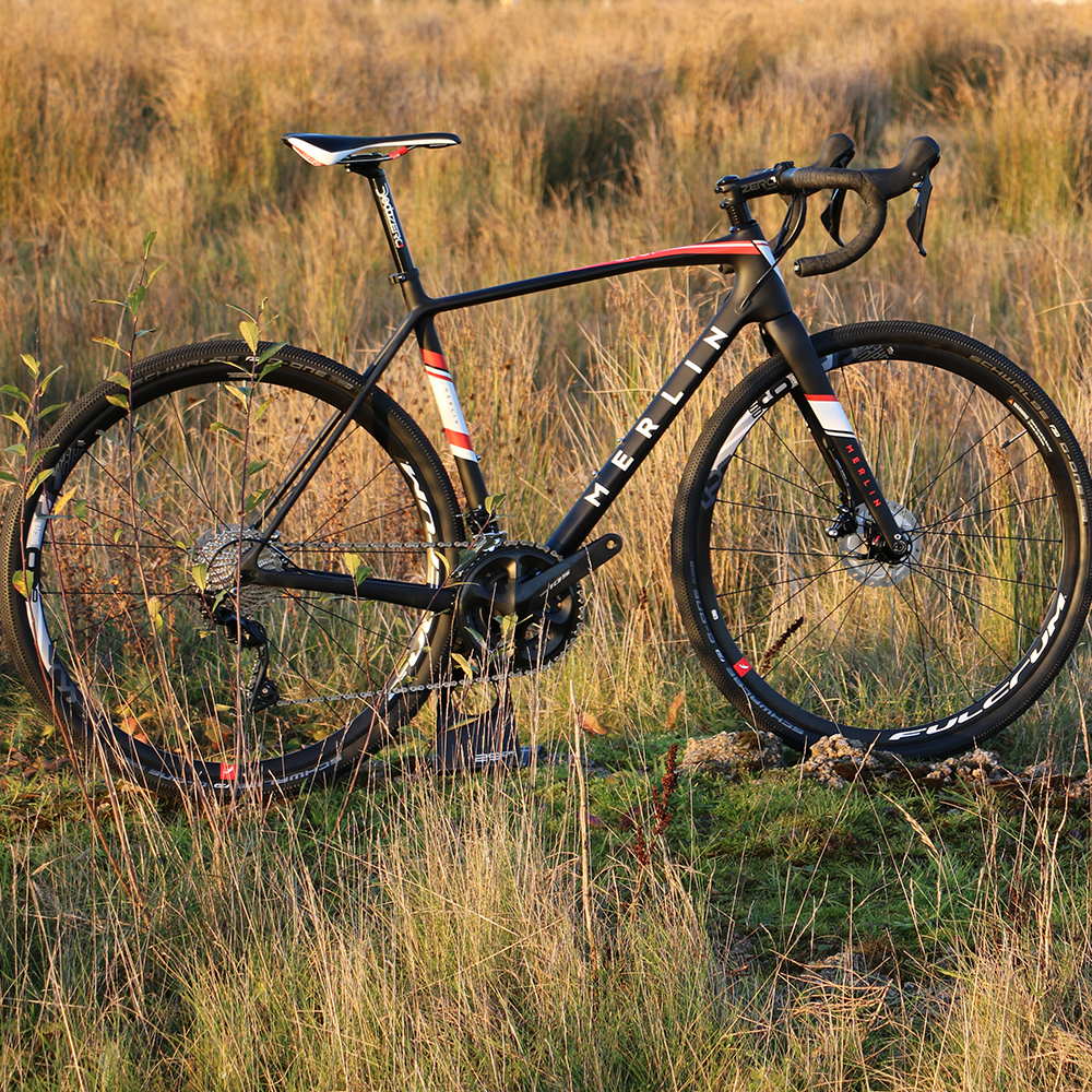 Гравийник велосипед. Грэвэл байк. Carbon Gravel Bike. Merlin Malt g2x. Stels Грэвел.